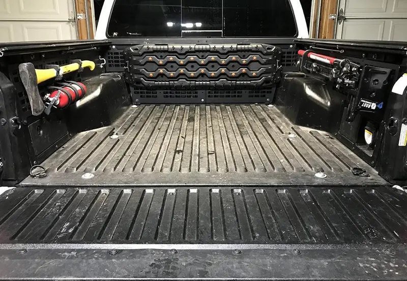 Cali Raised Led Tacoma Bed Molle Panel System – Full-Side Coverage (2005–2021) 1
